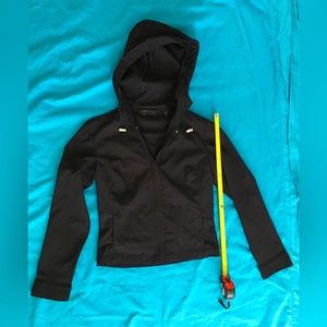 90’s Express black surer lightweight windbreaker with hood and metal accents